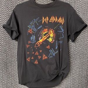 Def Leopard Band T-Shirt